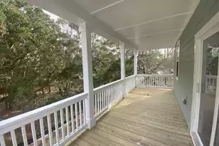 1370 Lucinda St, Mount Pleasant, SC 29466 - Photo 7