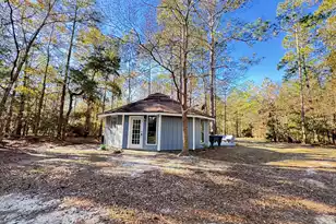 70 Chrissy Dr, Walterboro, SC 29488 - Photo 5