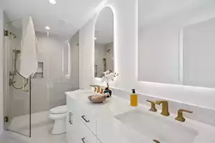 679 Kent St, Mount Pleasant, SC 29464 - Photo 5