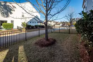 111 Hemlock St, Summerville, SC 29483 - Photo 61