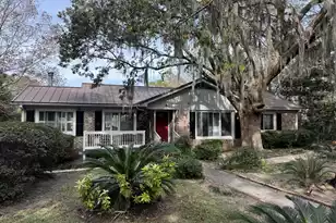 816 Bose Ct, Mount Pleasant, SC 29464 - Photo 1