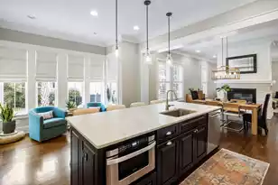 1566 Lindsey Creek Dr, Mount Pleasant, SC 29466 - Photo 13