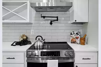 1820 Meadowlawn Drive, Charleston, SC 29407 - Photo 11