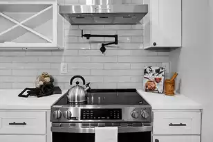 1820 Meadowlawn Dr, Charleston, SC 29407 - Photo 11