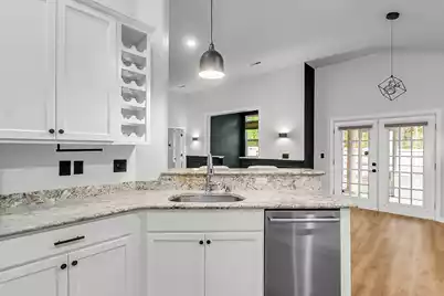 2105 Baldwin Park Drive, Mount Pleasant, SC 29466 - Photo 19