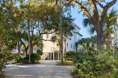 508 Huron Avenue E, Folly Beach, SC 29439 - Photo 1