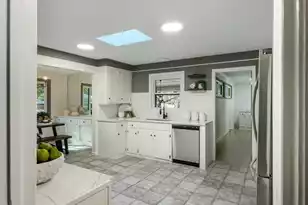 1318 Foster St, Charleston, SC 29407 - Photo 7