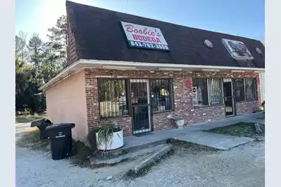 1210 Hampton Street, Walterboro, SC 29488 - Photo 3