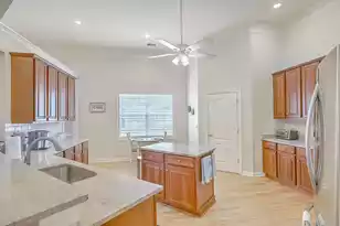 1485 Oakhurst Dr, Mount Pleasant, SC 29466 - Photo 11