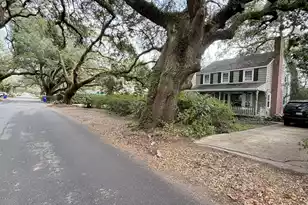 2121 Wappoo Dr, James Island, SC 29412 - Photo 3