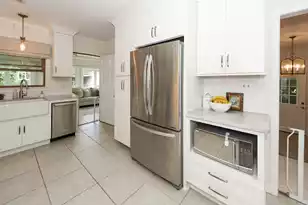 117 Pine Grove Ave, Summerville, SC 29483 - Photo 17