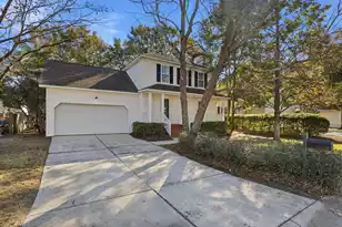 2015 Country Manor Dr, Mount Pleasant, SC 29466 - Photo 3