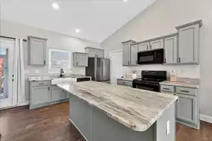 124 Lodestone Ct, Moncks Corner, SC 29461 - Photo 5