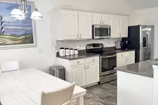 404 Dovetail Cir, Summerville, SC 29483 - Photo 15