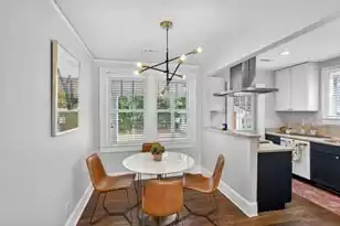 136 Maple St, Charleston, SC 29403 - Photo 9