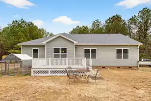 6797 M W Rickenbaker Rd, Summerton, SC 29148 - Photo 3
