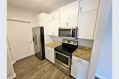 1300 Park West Boulevard #210, Mount Pleasant, SC 29466 - Photo 11