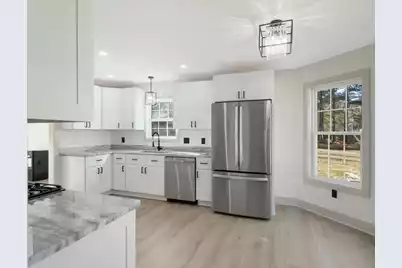 228 Dons Lane, Summerville, SC 29486 - Photo 3