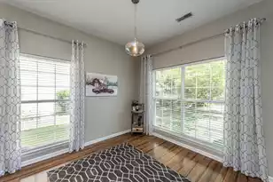 2388 Parsonage Woods Ln, Mount Pleasant, SC 29466 - Photo 13
