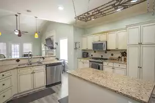 110 Winslow Ln, Summerville, SC 29485 - Photo 3