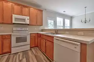 2912 Woodland Park Dr, Mount Pleasant, SC 29466 - Photo 3