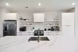 14 F St, Charleston, SC 29403 - Photo 3