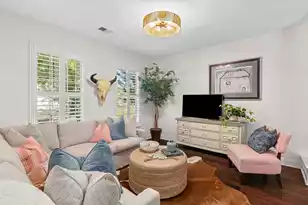 1330 Somersby Ln, Mount Pleasant, SC 29466 - Photo 5