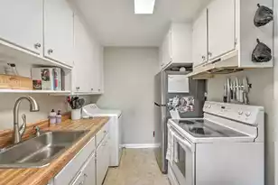 736 McCants Dr, Mount Pleasant, SC 29464 - Photo 11