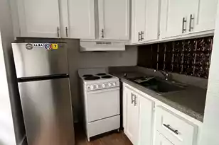 293 King St, Charleston, SC 29401 - Photo 3