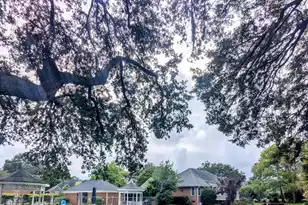 1409 Waterlily Dr, Mount Pleasant, SC 29464 - Photo 23