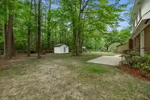 105 Spring St, Summerville, SC 29485 - Photo 33