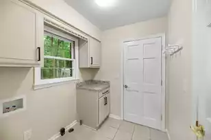 105 Spring St, Summerville, SC 29485 - Photo 27