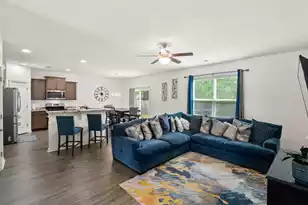 558 Wynfield Forest Dr, Summerville, SC 29485 - Photo 5