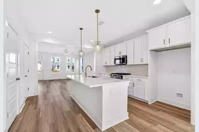 747 Blueway Avenue, Summerville, SC 29486 - Photo 7