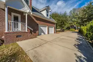 329 Ayers Cir, Summerville, SC 29485 - Photo 71