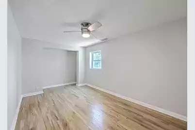 1303 Delano Street, Manning, SC 29102 - Photo 17