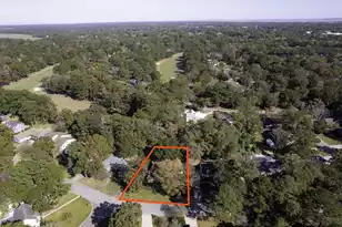 1019 Royalist Rd, Mount Pleasant, SC 29464 - Photo 5