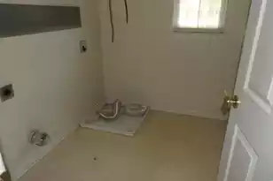 2740 Fernwood Dr, North Charleston, SC 29406 - Photo 9