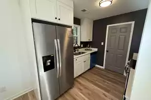 203 Shamrock Dr, Summerville, SC 29483 - Photo 7