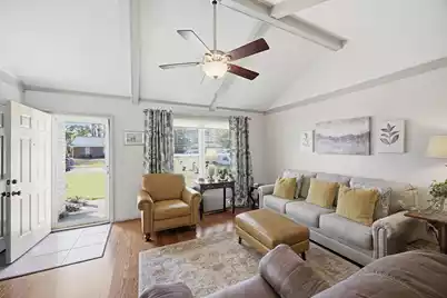121 Aylesbury Road, Goose Creek, SC 29445 - Photo 3