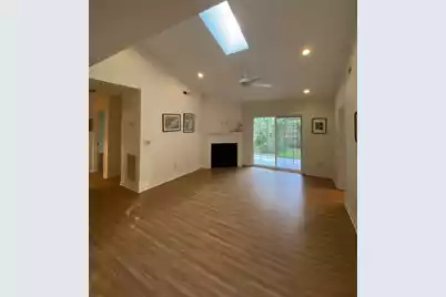 1120 Daffodil Lane, Mount Pleasant, SC 29464 - Photo 7