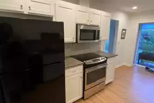 1120 Daffodil Ln, Mount Pleasant, SC 29464 - Photo 3