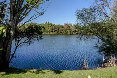 1607 Paradise Lake Drive, Mount Pleasant, SC 29464 - Photo 9