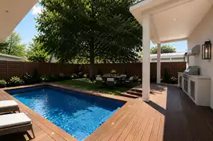 558 Center St, Mount Pleasant, SC 29464 - Photo 3