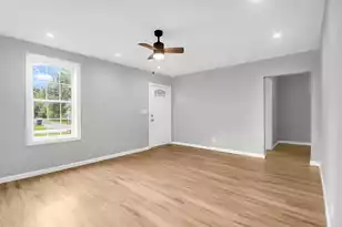 2662 Hull Street St, North Charleston, SC 29405 - Photo 11