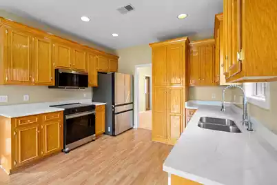 8752 Evangeline Drive, North Charleston, SC 29420 - Photo 5