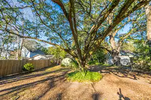 1610 Pinecrest Rd, Charleston, SC 29407 - Photo 33