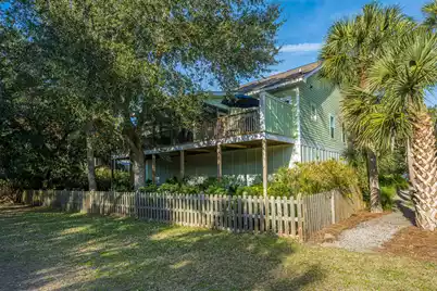 211 Hudson Avenue W, Folly Beach, SC 29439 - Photo 63