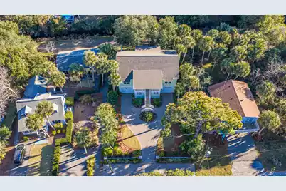 211 Hudson Avenue W, Folly Beach, SC 29439 - Photo 51