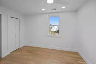 695 Gate Post Dr, Mount Pleasant, SC 29464 - Photo 37